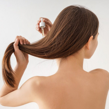 Как масла для волос помогают бороться с ломкостью? Как масла для волос помогают бороться с ломкостью?