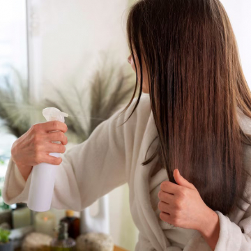 Увлажняющие спреи для волос: топ-рекомендации для лета